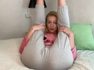 hornygirl1473 Live Webcam on CamSoda