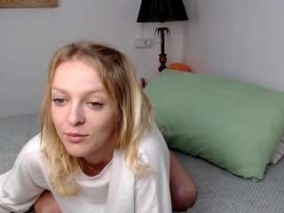 hornygirl1473 webcam