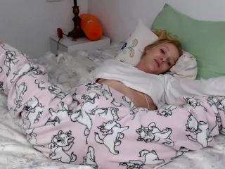 hornygirl1473 Live Webcam on CamSoda