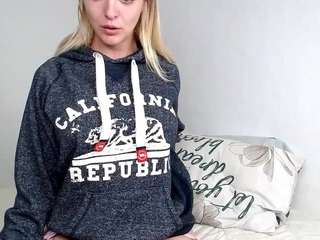 hornygirl1473 webcam