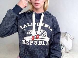 hornygirl1473 webcam