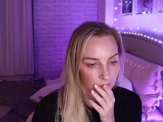Brie Hunter's Live Sex Cam Show