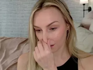 Brie Hunter's Live Sex Cam Show