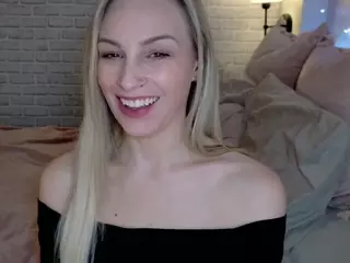Brie Hunter's Live Sex Cam Show