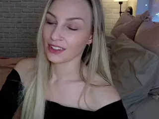 Brie Hunter's Live Sex Cam Show
