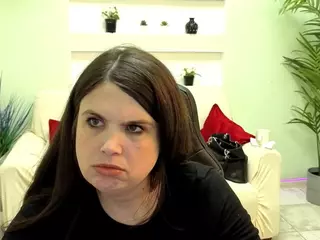 BattyMoll's Live Sex Cam Show