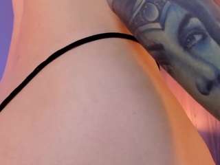 Live webcam model liliithcarter on Soda Cams