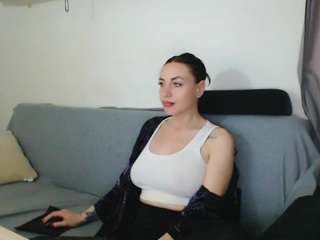 ladycarla's CamSoda show and profile