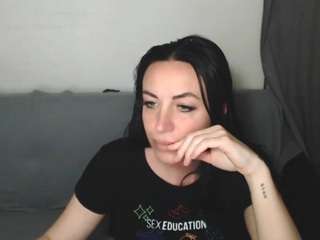 ladycarla's CamSoda show and profile