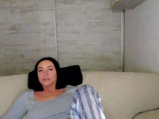 Carlalicious live cam preview