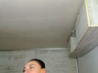 Carlalicious live cam preview