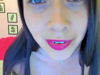 sofiapaz's Live Sex Cam Show