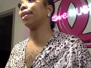 Chanellipsx's Live Sex Cam Show
