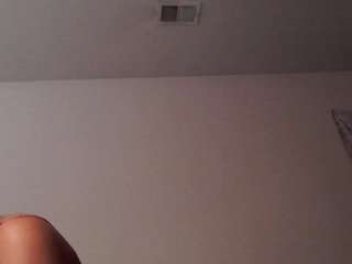 butterflybooty's CamSoda show and profile