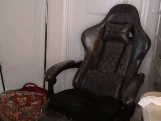 Live webcam model butterflybooty on Soda Cams