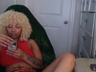 Live webcam model butterflybooty on Soda Cams