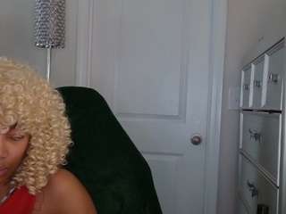 Live webcam model butterflybooty on Soda Cams