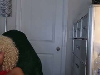 Live webcam model butterflybooty on Soda Cams