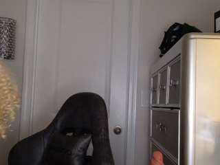 Live webcam model butterflybooty on Soda Cams