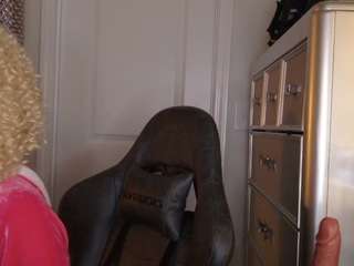 Live webcam model butterflybooty on Soda Cams