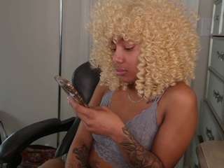 butterflybooty Live Webcam on CamSoda