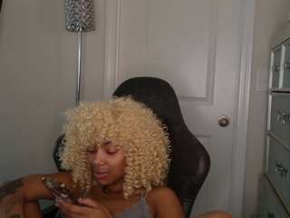 butterflybooty Live Webcam on CamSoda