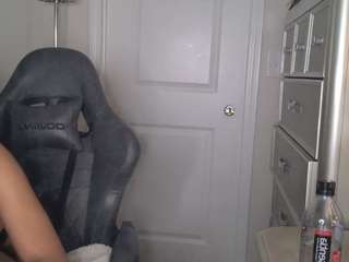 butterflybooty webcam model