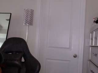 butterflybooty Live Webcam on CamSoda