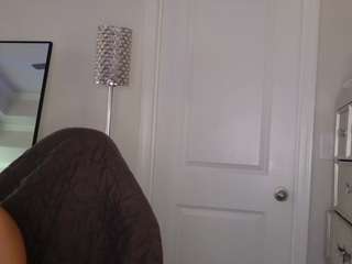 butterflybooty Live Webcam on CamSoda