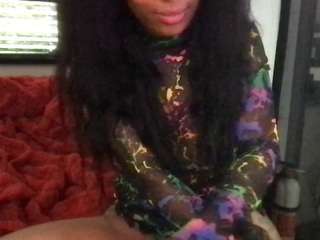 butterflybooty Live Webcam on CamSoda