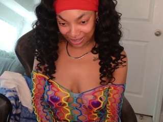 Live webcam model butterflybooty on Soda Cams