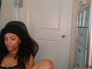 Live webcam model butterflybooty on Soda Cams