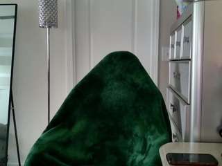 This model is live right now. butterflybooty