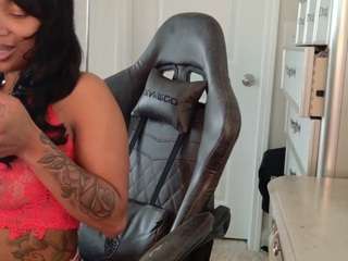 Butterfly Booty live cam preview