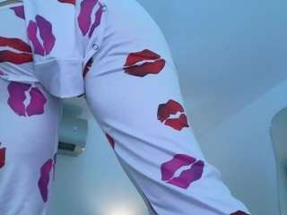 azaleiia webcam