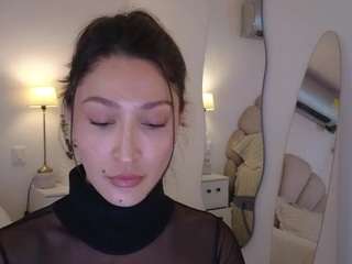 azaleiia Live Webcam on CamSoda