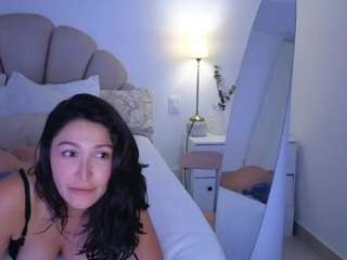 azaleiia Live Webcam on CamSoda