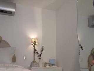 azaleiia's live room