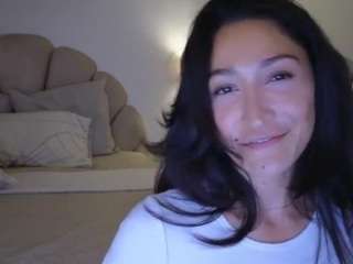 azaleiia live webcam show