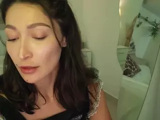 azaleiia's Live Sex Cam Show