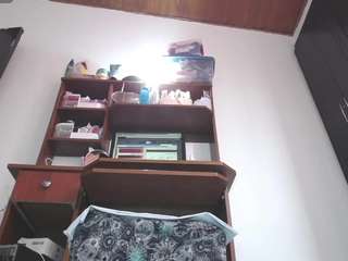 squiirtmachine Live Webcam on CamSoda