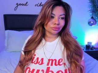 mollywhite Live Webcam on CamSoda