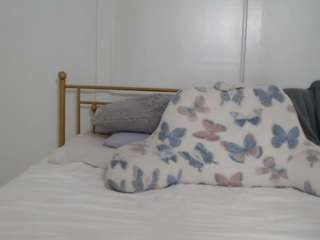 THE EMPRESS live cam preview
