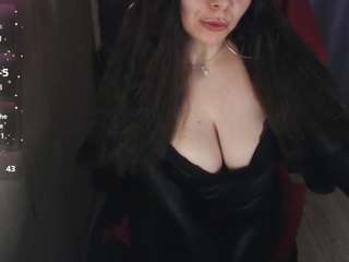 MistressMia