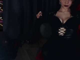 MistressMia