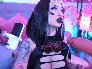 annalyynn