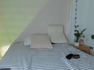 petiitstef Live Webcam on CamSoda