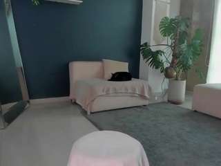 petiitstef Live Webcam on CamSoda