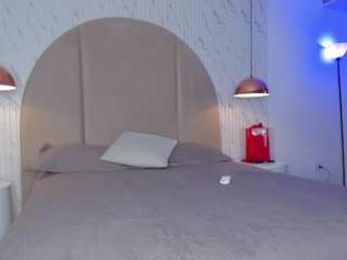 petiitstef live webcam show