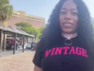 shaniceluv's Live Sex Cam Show